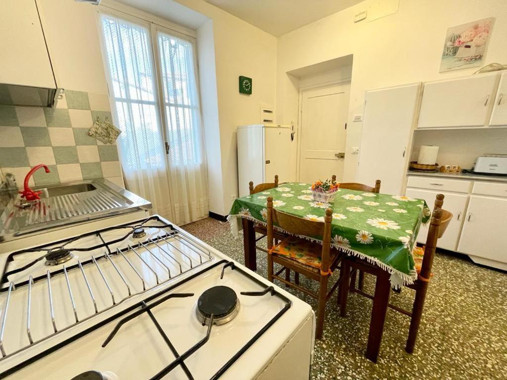 Acquadolce Apartment 莱万托 外观 照片